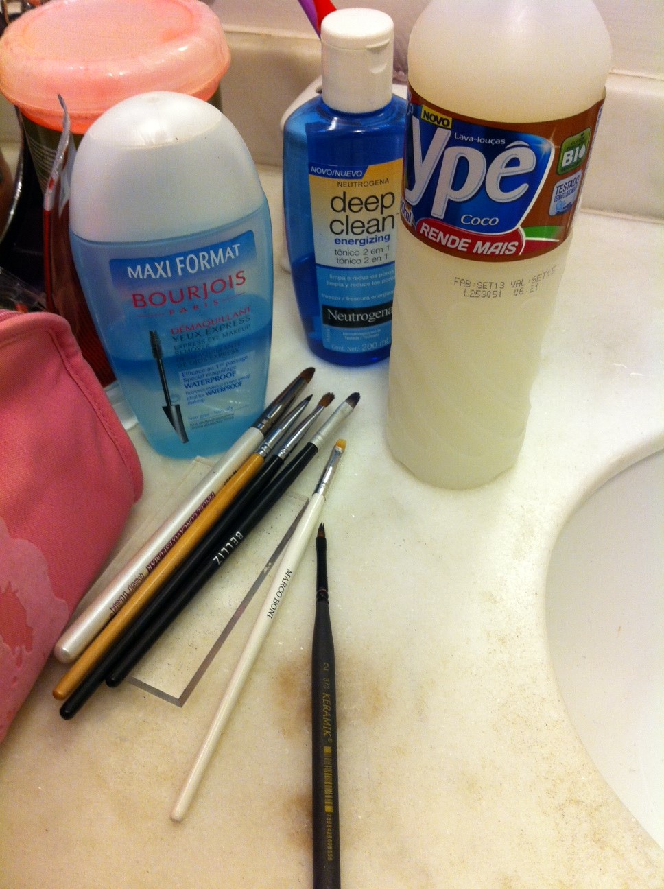 Erros Comuns ao Limpar Pincéis e Como Evitá-los - inspiração 2