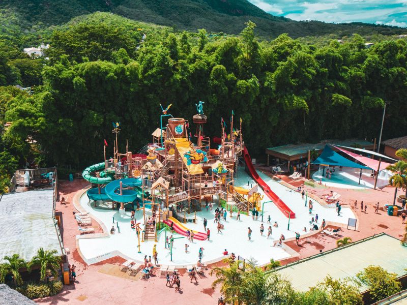 Parque Aquático Splash: Refúgios de Tranquilidade e Pura Diversão - inspiração 2