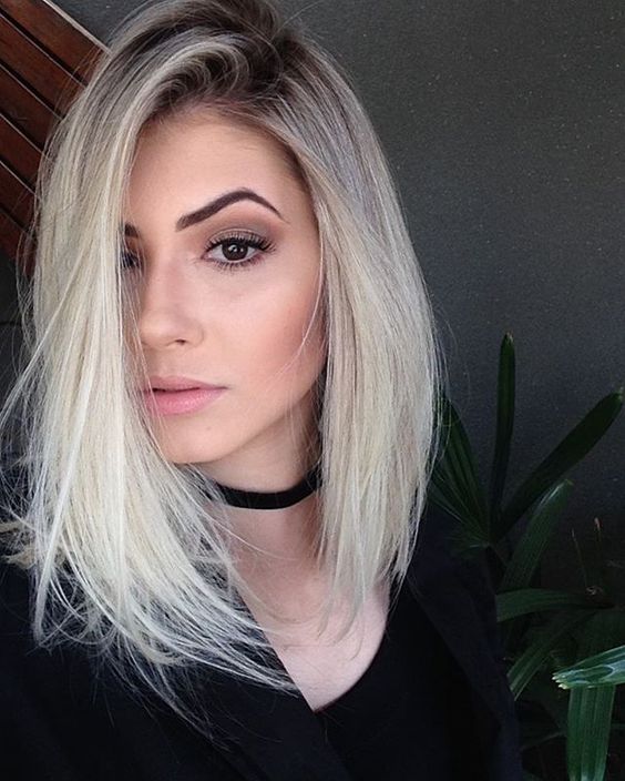 Cabelos Lisos e Long Bob: Um Visual Polido e Sofisticado Sem Esforço - inspiração 1