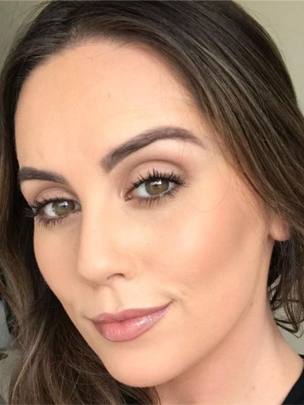 Lábios que Seduzem: Cores e Acabamentos que Enchem a Lente - inspiração 2