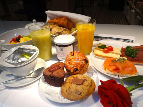 Opções Saudáveis para Começar Bem: Frutas Frescas e Grãos Integrais - inspiração 2