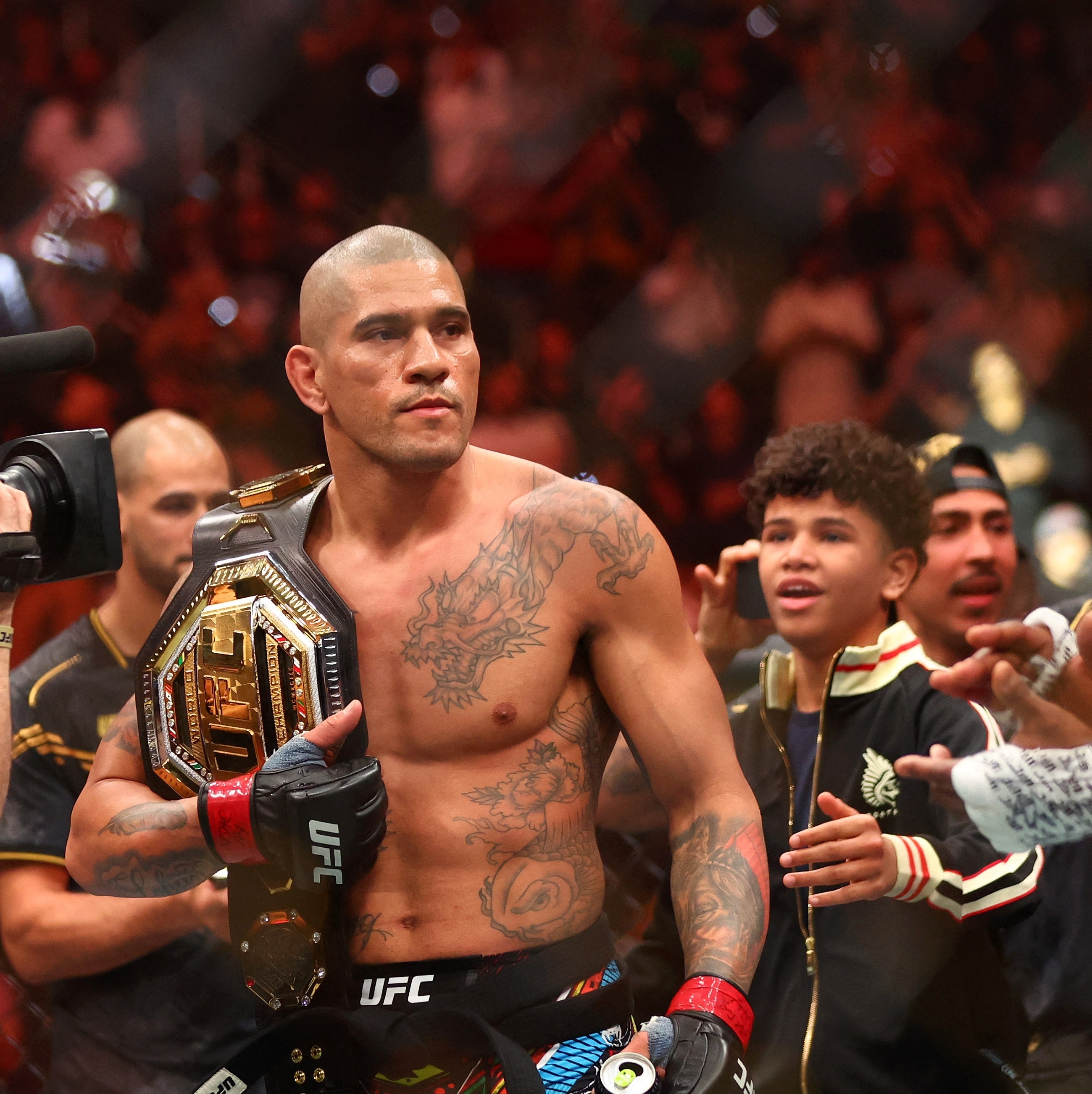 Deiveson Figueiredo: 'Deus da Guerra' e Seu Legado no Peso-Moscas - inspiração 1