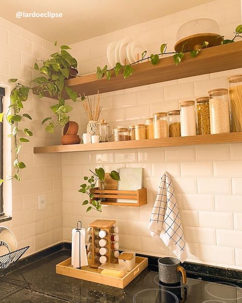 prateleira barata cozinha pequena diy