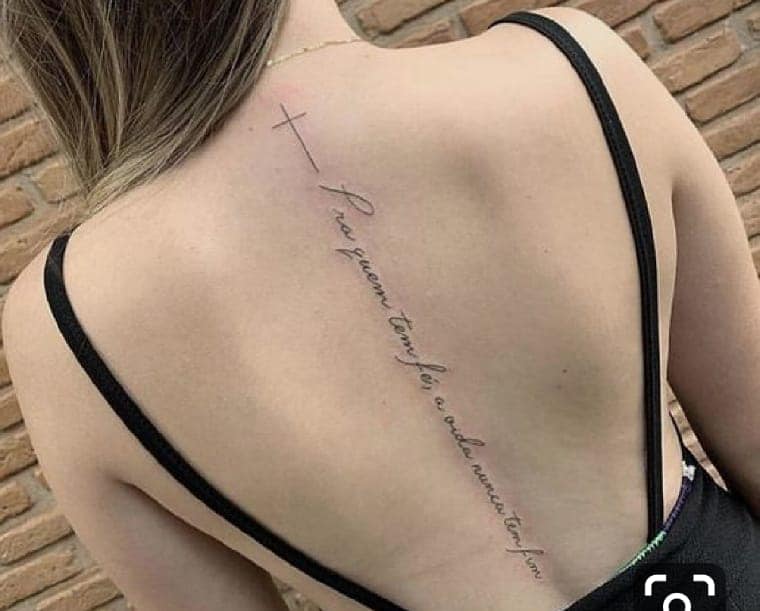 tatuagem lettering espiritual
