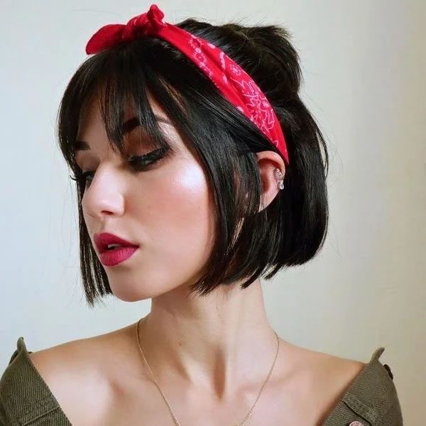 Cabelo Pixie e Bob: Os Acessórios Perfeitos para Cada Corte