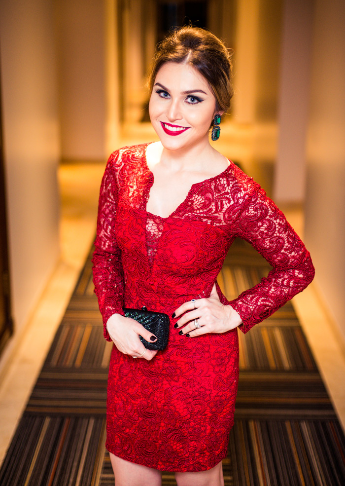 acessórios para vestido vermelho plus size