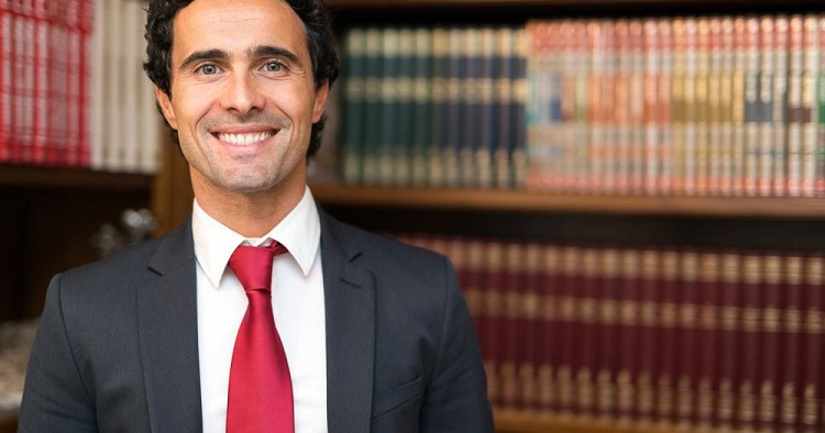 Guia completo sobre a Lei Geral do Turismo para empresas.