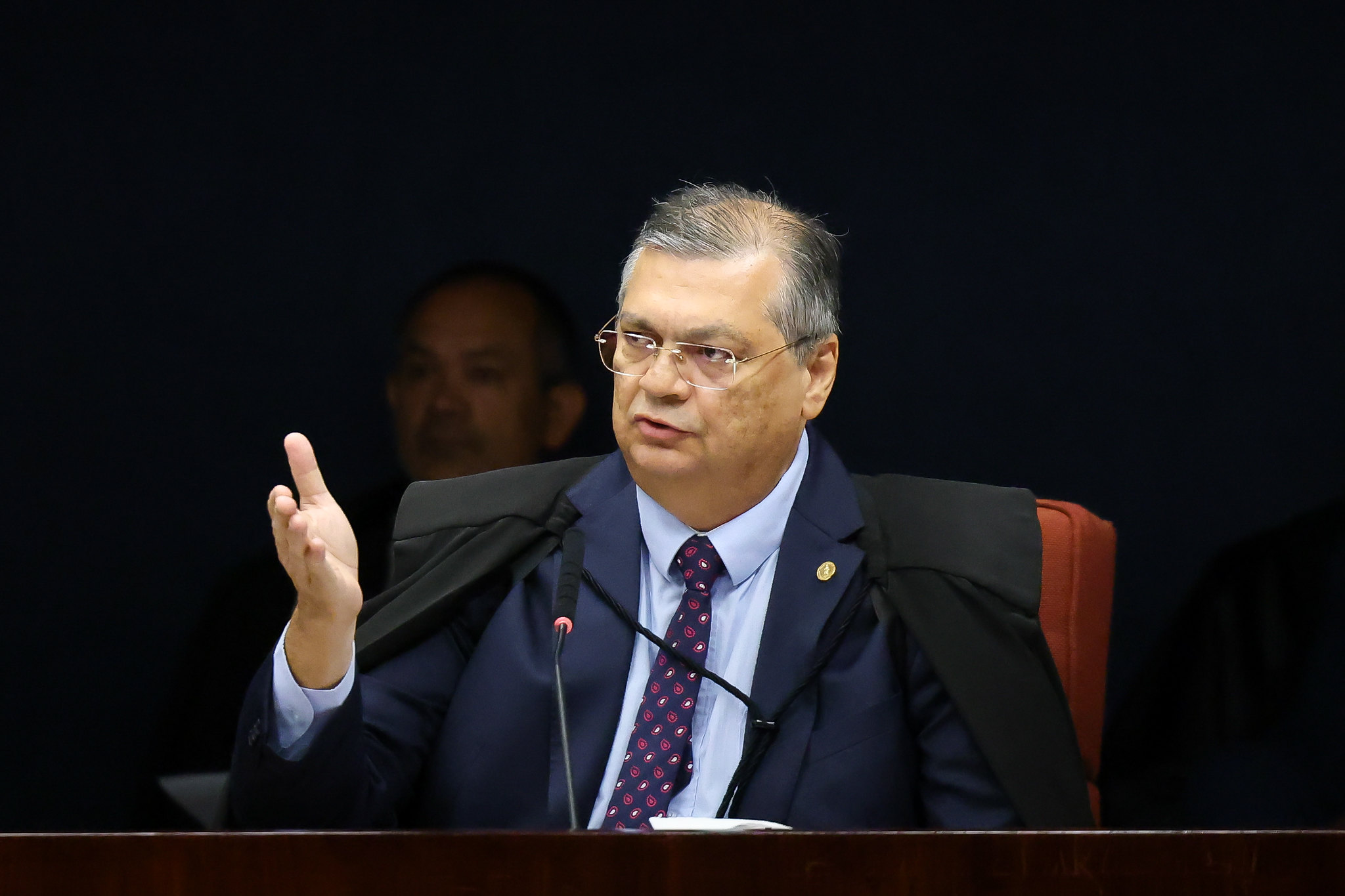 Advogado para defesa em crimes contra a economia popular