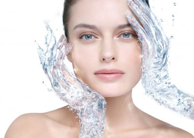 Água de Beleza vs. Água Termal: Qual a Melhor para Você?