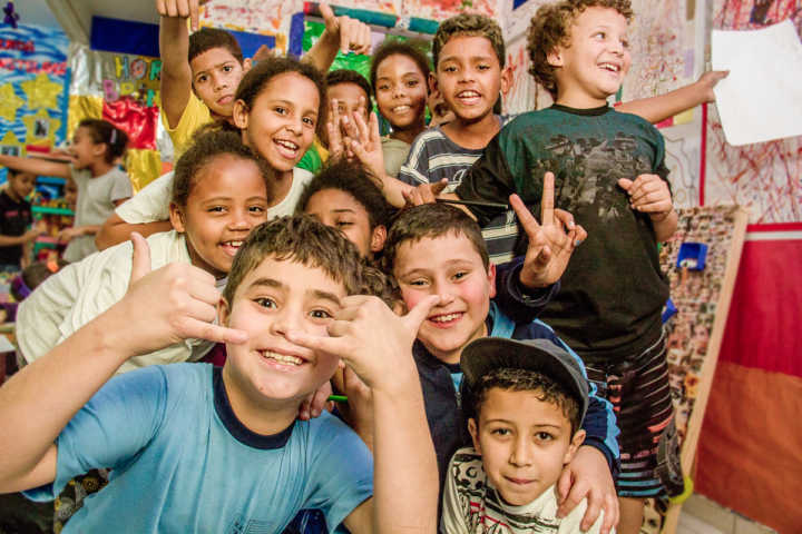 Grandes Mudanças: Atitudes Simples que Transformam Vidas.
5. Conectando Corações: Plataformas que Facilitam o Voluntariado e a Doação.