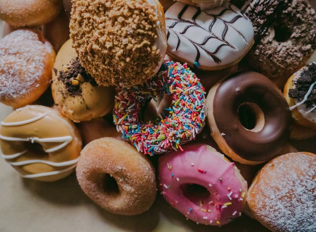 5 Alimentos Poderosos para Aumentar a Libido Feminina; Como a Alimentação Impacta o Desejo Sexual; Fatores Além da Dieta que Influenciam a Libido; Suplementos Naturais para Impulsionar a Libido; A Relação Entre Saúde Mental e Libido Feminina