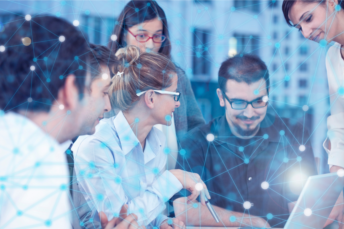 1. O que é Staff Augmentation e como otimizar seus custos. 2. Outsourcing de TI vs. Alocação: Qual a melhor opção para sua empresa? 3. Guia completo sobre Hunting de TI: Encontrando os melhores talentos. 4. Como calcular o custo de um squad de TI? 5. Fatores que influenciam o preço da alocação de profissionais de TI.