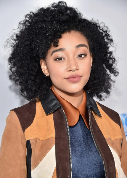 Amandla Stenberg: A Trajetória da Atriz e Ativista que Conquista Hollywood; De Rue a Osha: A Evolução de Amandla Stenberg no Cinema e na TV; Amandla Stenberg: Voz Ativa no Ativismo e Representatividade Não-Binária; Filmografia Completa de Amandla Stenberg: Os Melhores Filmes e Séries; Além das Telas: O Impacto de Amandla Stenberg na Música e no Ativismo Social