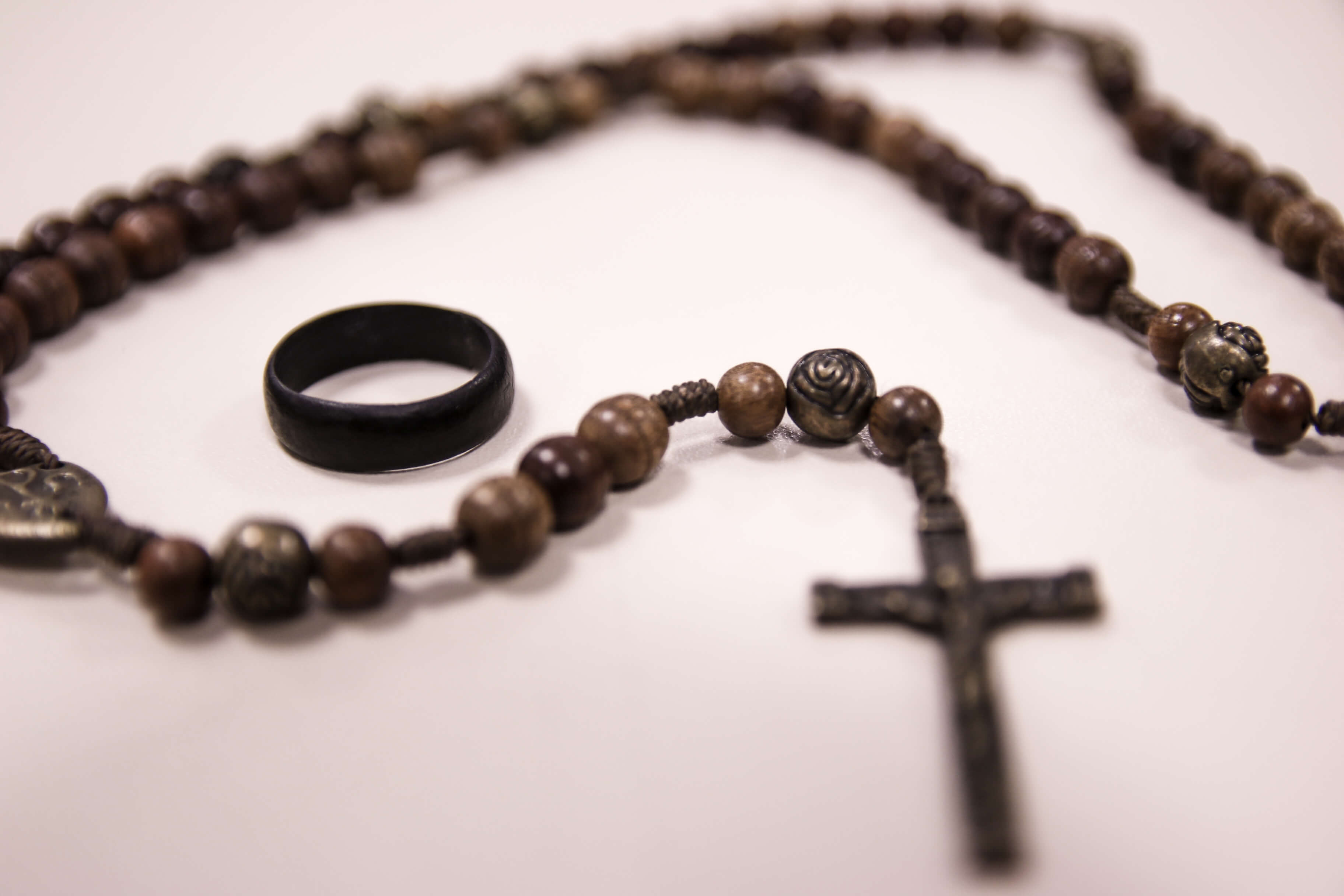 Além da Estética: Os Múltiplos Significados do Anel de Tucum