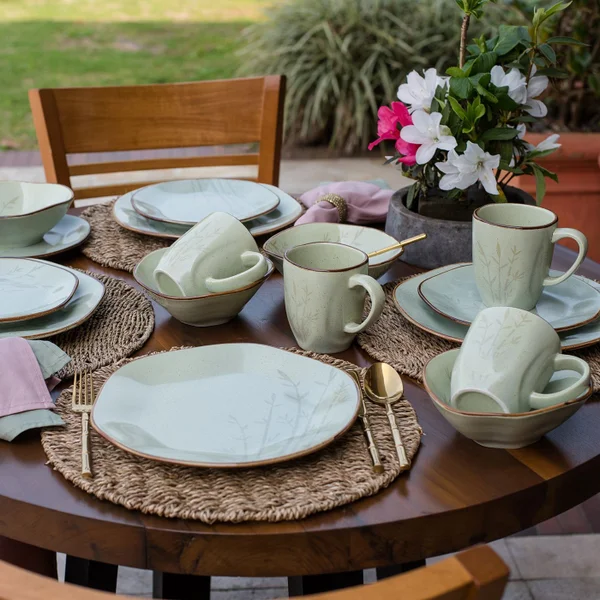 aparelho de jantar de bambu