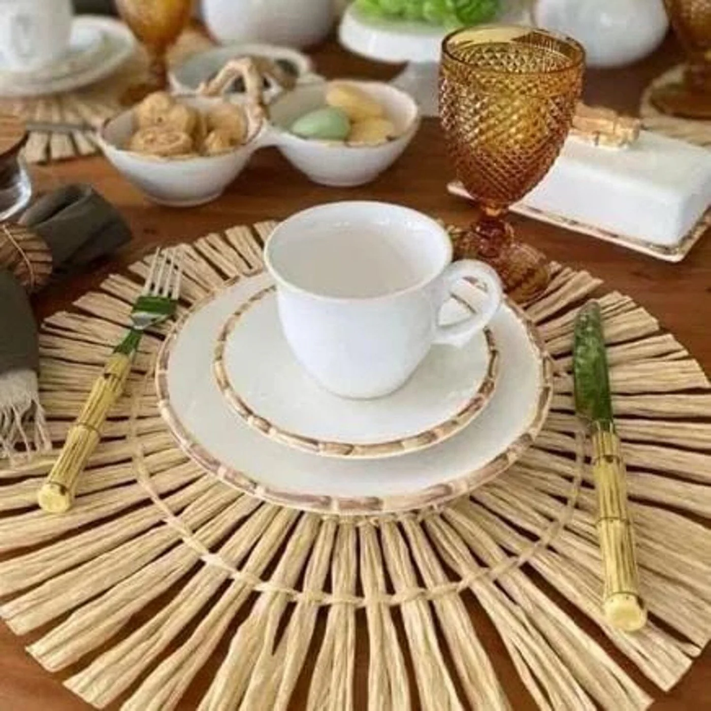 Porcelana ou Fibra de Bambu: Qual Aparelho de Jantar Escolher?