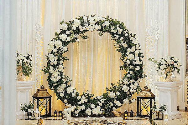 Guia Completo: Como Escolher o Arco de Flores Perfeito para Seu Evento