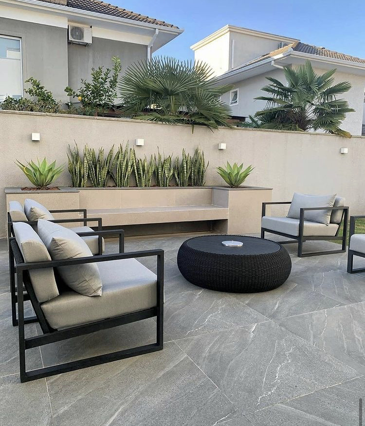 Como Escolher o Mobiliário Ideal para Sua Área Externa