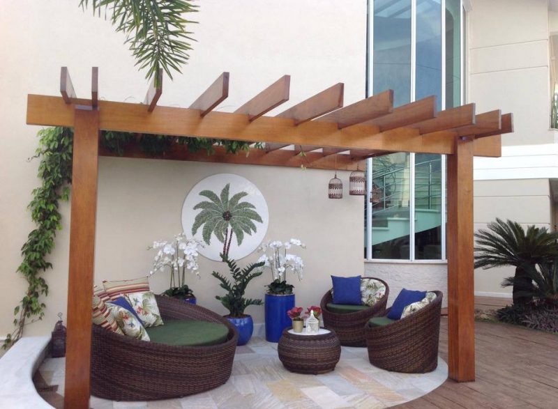 Como escolher o piso ideal para sua área de piscina