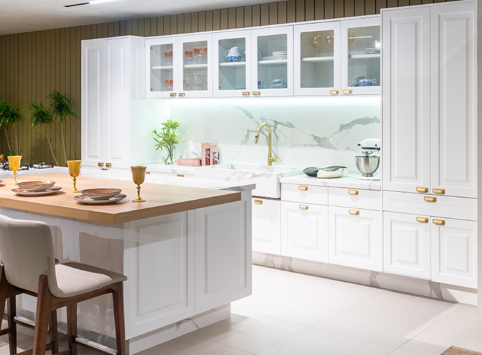 ideias de armário de cozinha para apartamento pequeno