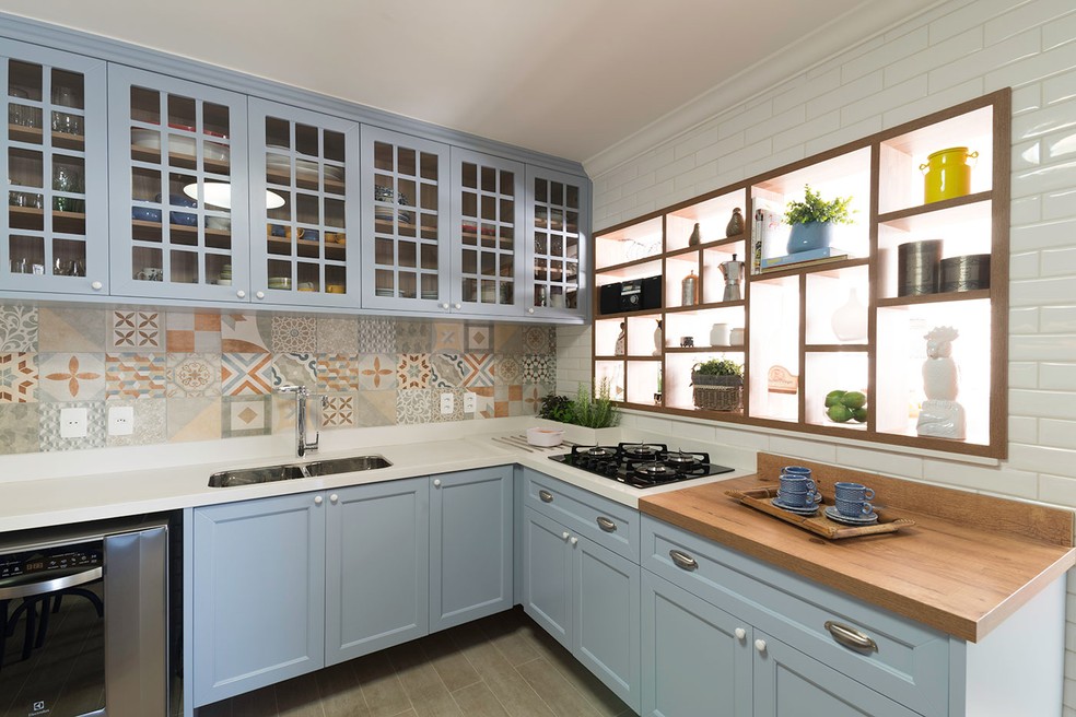 custo armário de cozinha espelhado planejado