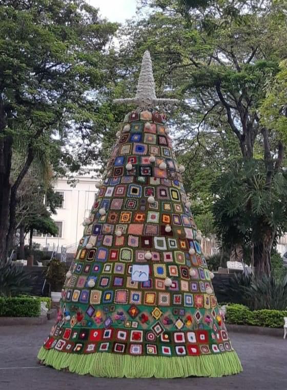 Como escolher os melhores fios para sua árvore de crochê