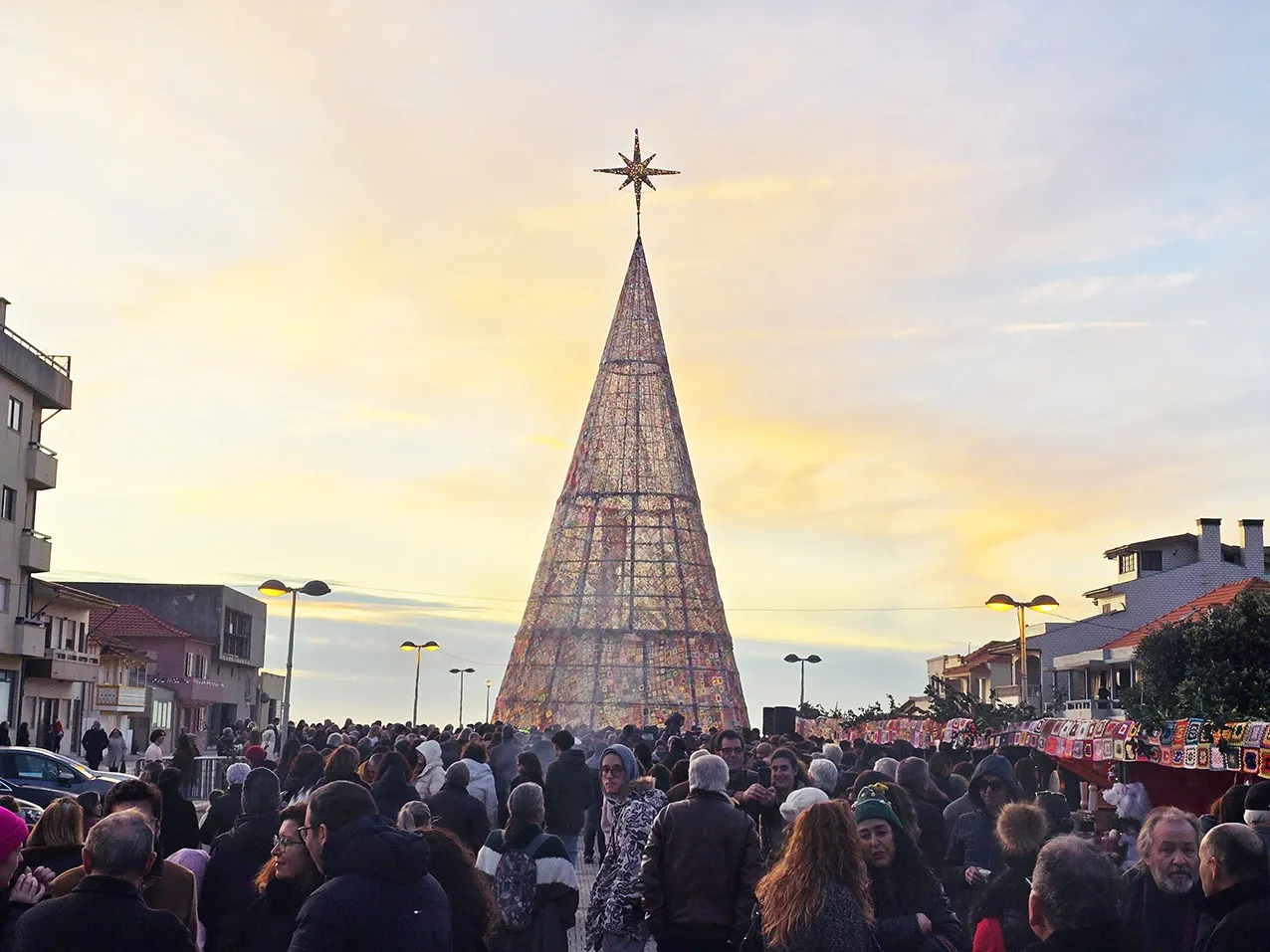 Tendências de cores para o Natal 2025 na decoração