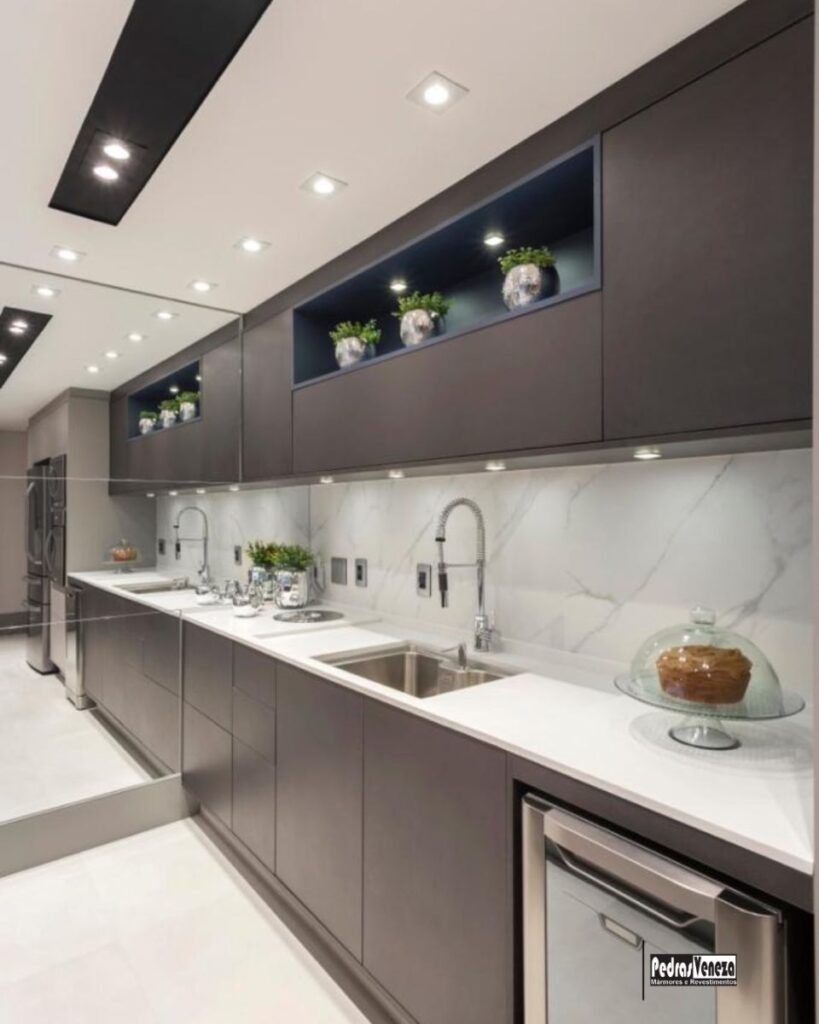 bancada de cozinha em quartzo branco