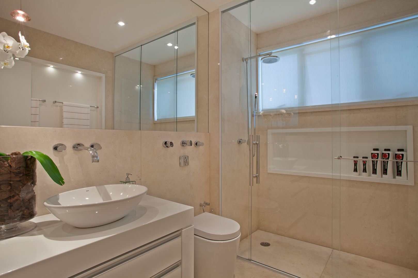 quanto custa reformar banheiro bege