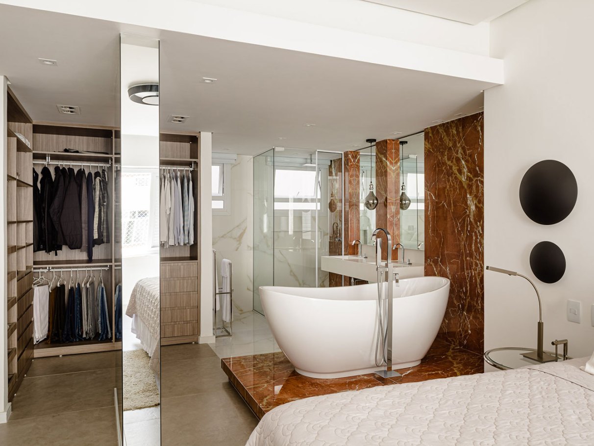 banheiro integrado ao quarto