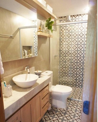 Mobiliário e Louças: Escolhas para um Banheiro Mediterrâneo Autêntico
