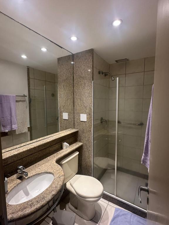 Guia Completo de Cores para um Banheiro Mediterrâneo Perfeito