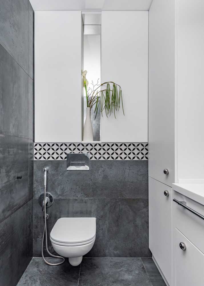 Banheiro Pequeno Branco e Cinza: As Tendências de Decoração para 2026