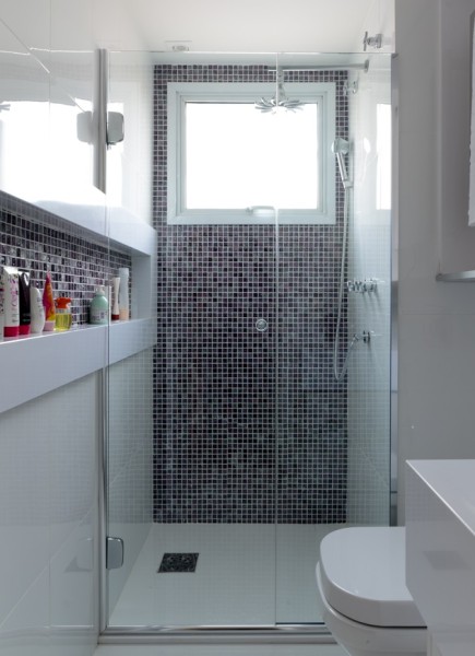 1. Nicho no Box: A Solução Definitiva para Banheiros Pequenos
2. Guia Completo: Como Escolher e Instalar o Nicho Ideal para seu Banheiro
3. Medidas e Materiais: Tudo Sobre Nichos Embutidos para Banheiros
4. Transforme seu Banheiro: Vantagens e Dicas do Nicho na Parede
5. Nicho de Porcelanato: Elegância e Funcionalidade no seu Box