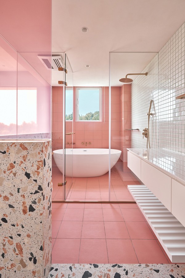 Ducha Italiana: Por Que é a Tendência Absoluta para Banheiros Modernos em 2026?