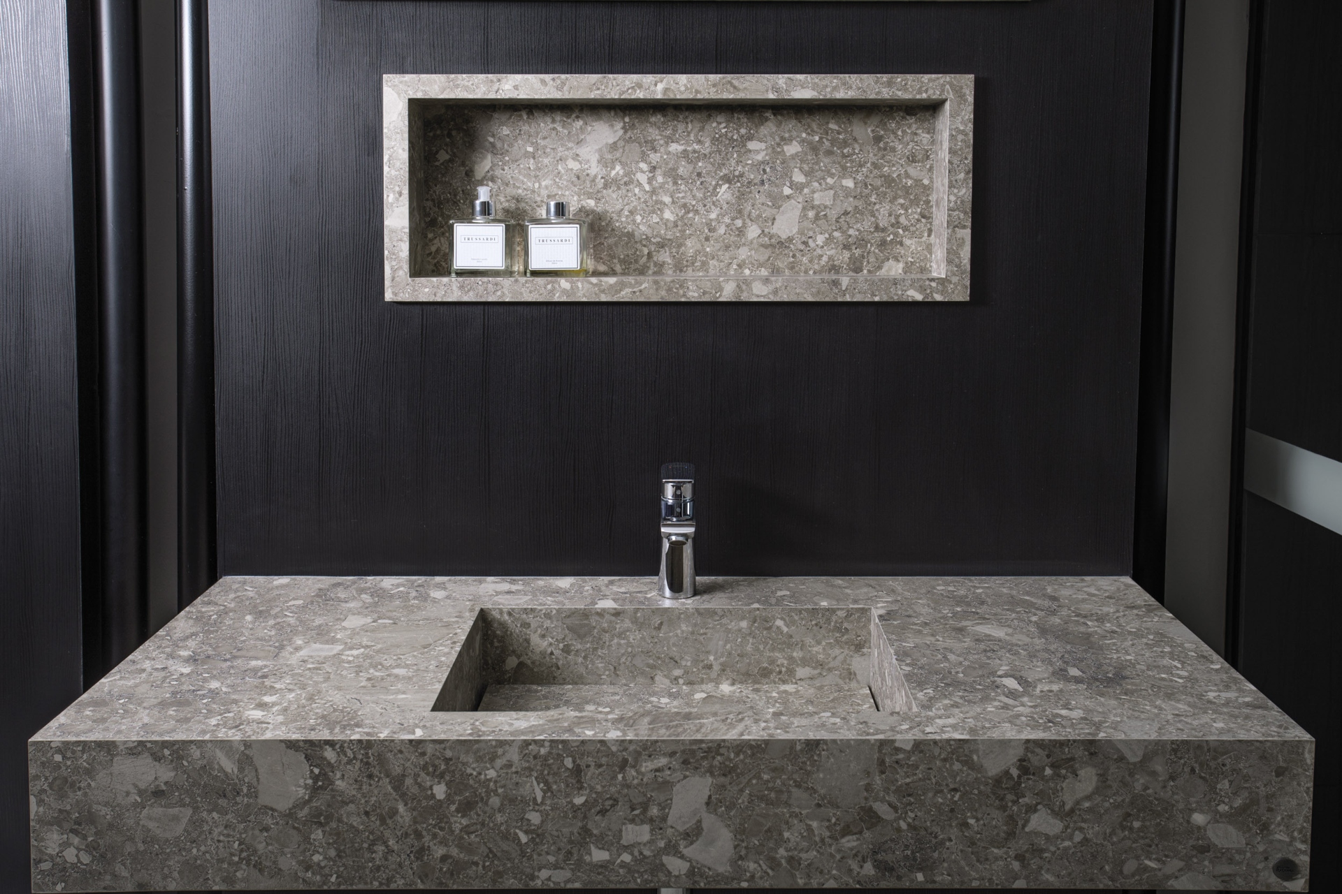 quanto custa instalar um nicho de banheiro