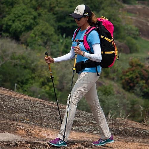 Técnicas Essenciais para Usar Bastões de Caminhada em Subidas e Descidas