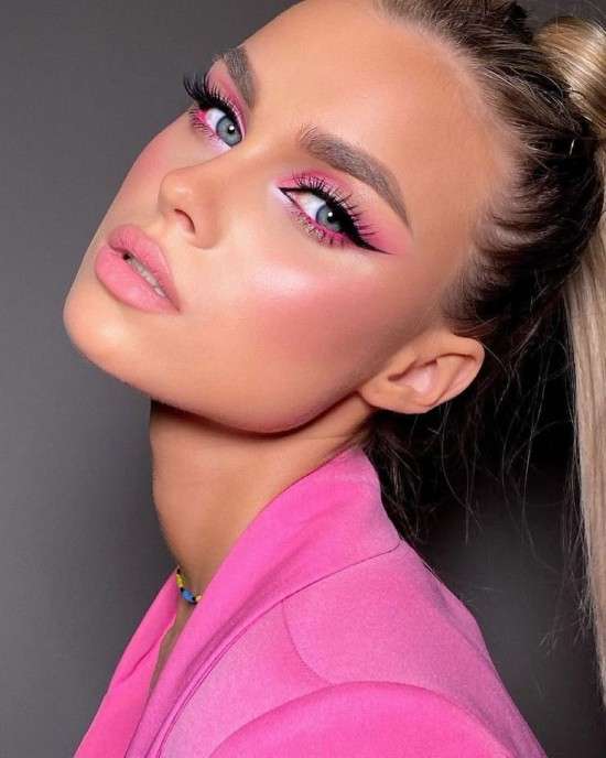 5 Ideias de Títulos:
1. Descubra o Batom Rosado Perfeito para Cada Tom de Pele
2. Guia Completo: Tipos e Acabamentos de Batons Rosados
3. Como Usar Batom Rosado: Dicas de Maquiagem para o Dia a Dia e Eventos
4. Os Melhores Batons Rosados Matte e Cremosos do Mercado
5. Batom Rosado: O Segredo para um Visual Rejuvenescido e Sofisticado