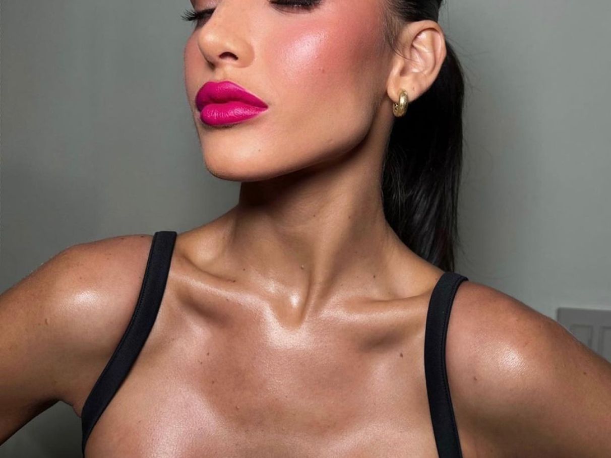 5 Ideias de Títulos:
1. Descubra o Batom Rosado Perfeito para Cada Tom de Pele
2. Guia Completo: Tipos e Acabamentos de Batons Rosados
3. Como Usar Batom Rosado: Dicas de Maquiagem para o Dia a Dia e Eventos
4. Os Melhores Batons Rosados Matte e Cremosos do Mercado
5. Batom Rosado: O Segredo para um Visual Rejuvenescido e Sofisticado