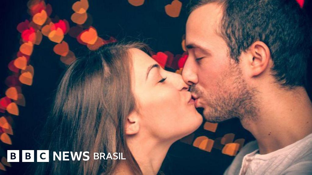 1. Beijo Grego: Guia Completo para Iniciantes
2. Segurança e Higiene no Anilíngua: O Que Você Precisa Saber
3. Mitos e Verdades Sobre o Beijo Grego
4. Como Aumentar o Prazer com o Beijo Grego
5. A História e o Nome por Trás do Beijo Grego