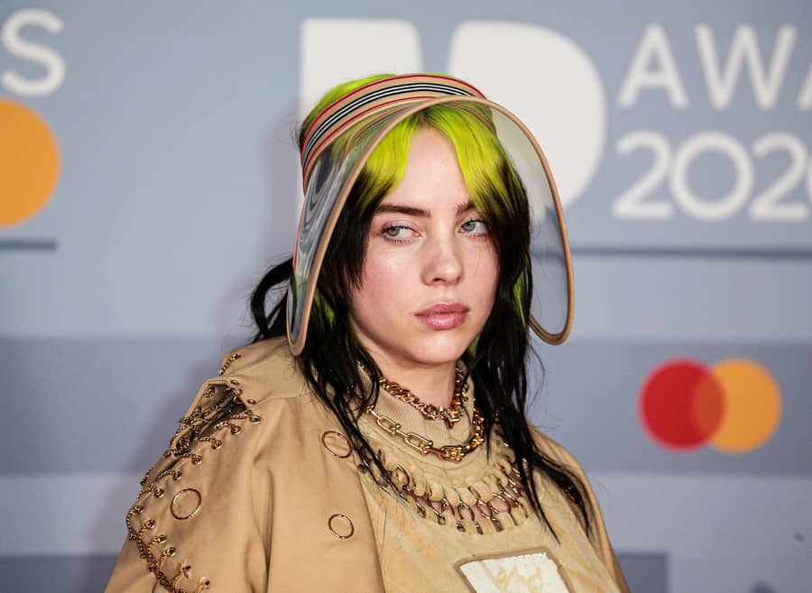 O Impacto de Billie Eilish na Moda e na Cultura Jovem