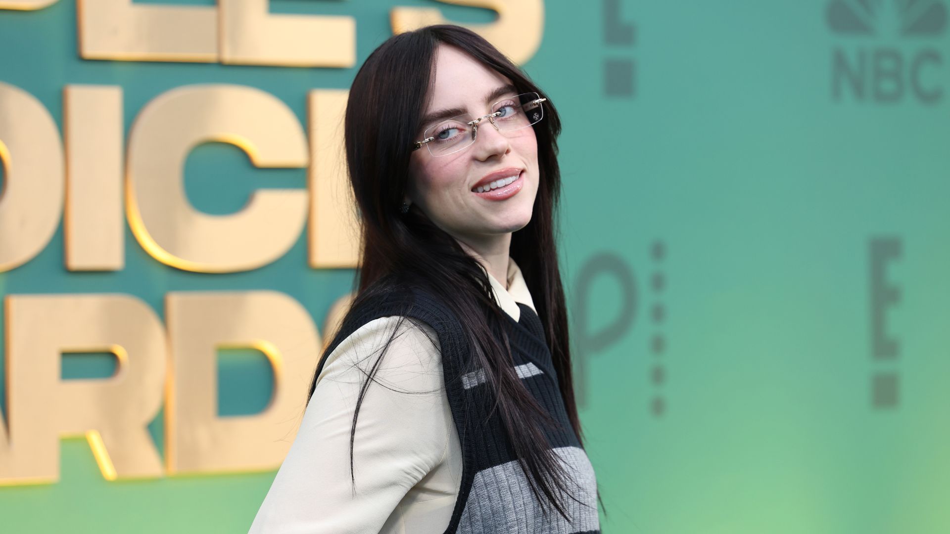 Além da Música: O Ativismo e as Causas Sociais de Billie Eilish