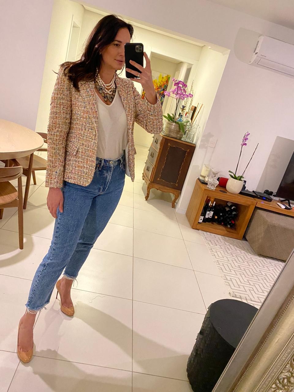 Blazer tweed cropped: como usar essa tendência moderna