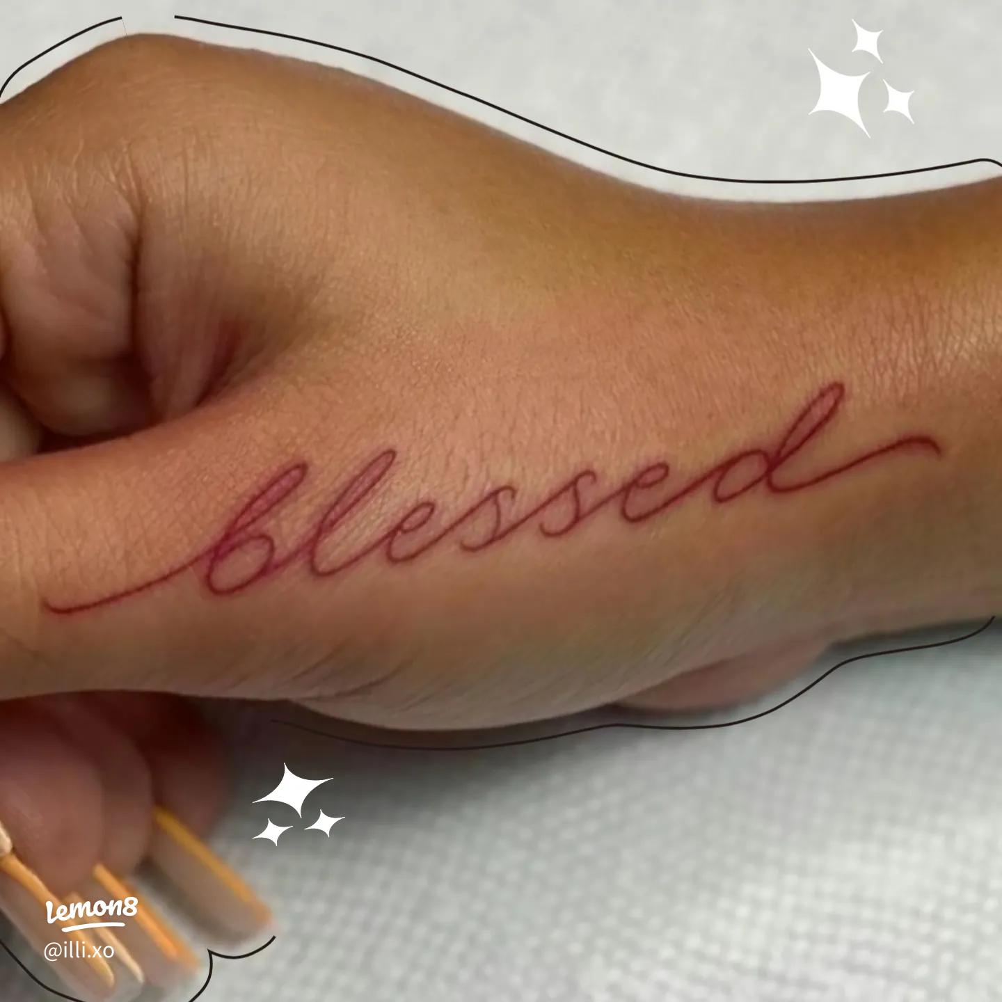 tatuagem blessed inspiração