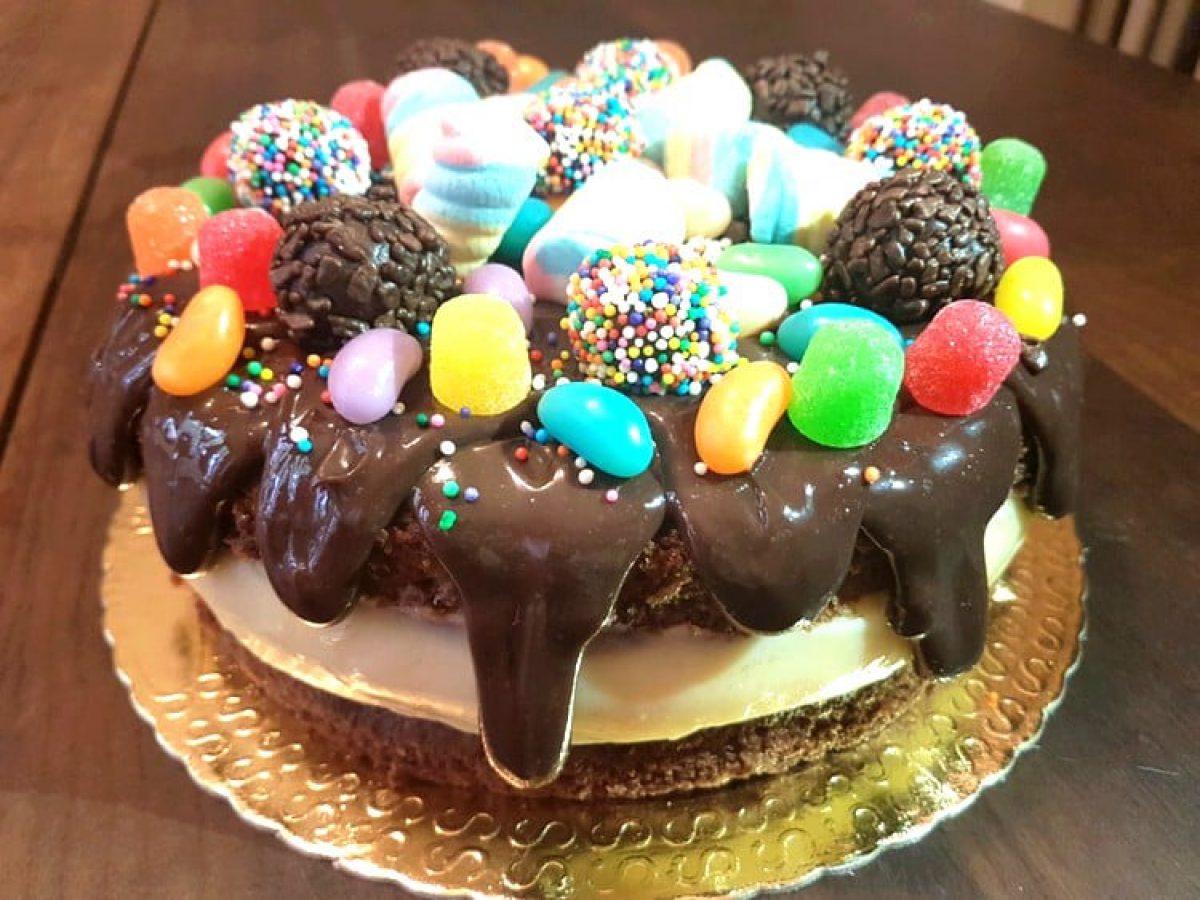 bolo de aniversário infantil com tema