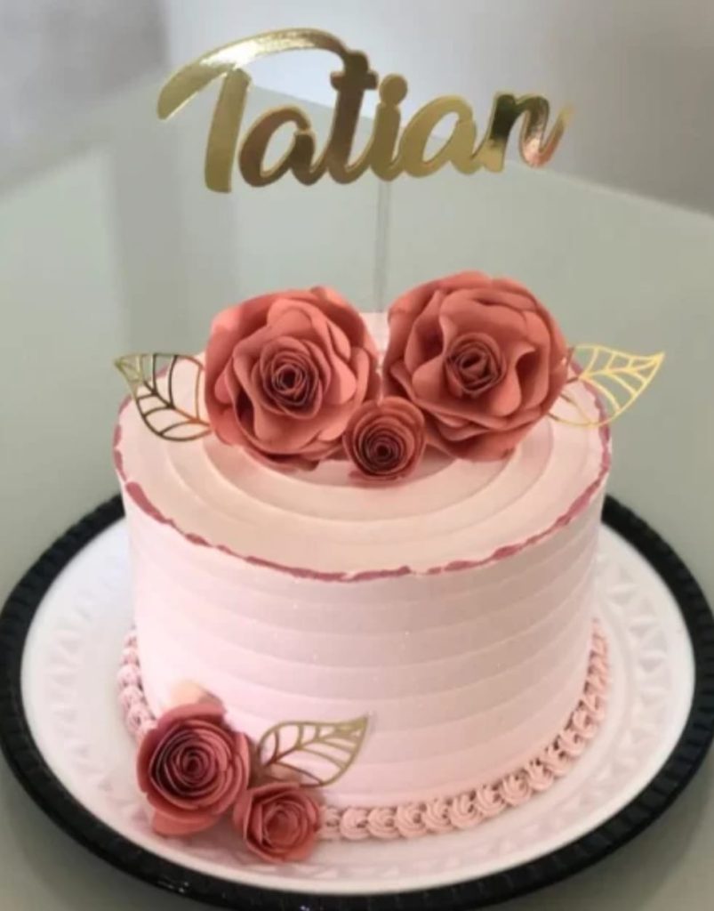 bolo decorado de red velvet