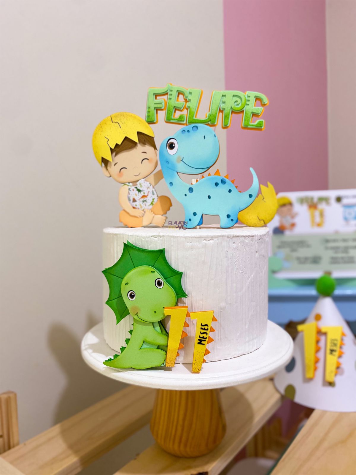 decoração bolo dinossauro baby