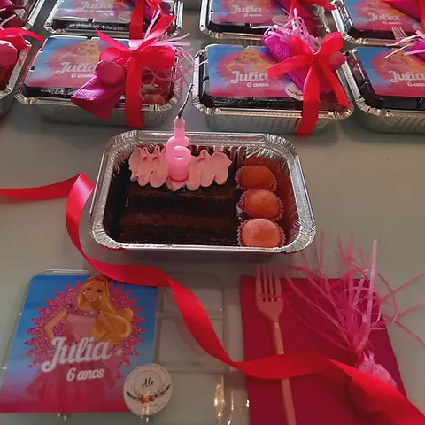 slice cake