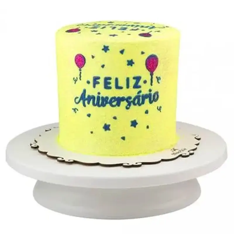 bolo feliz aniversário vegano