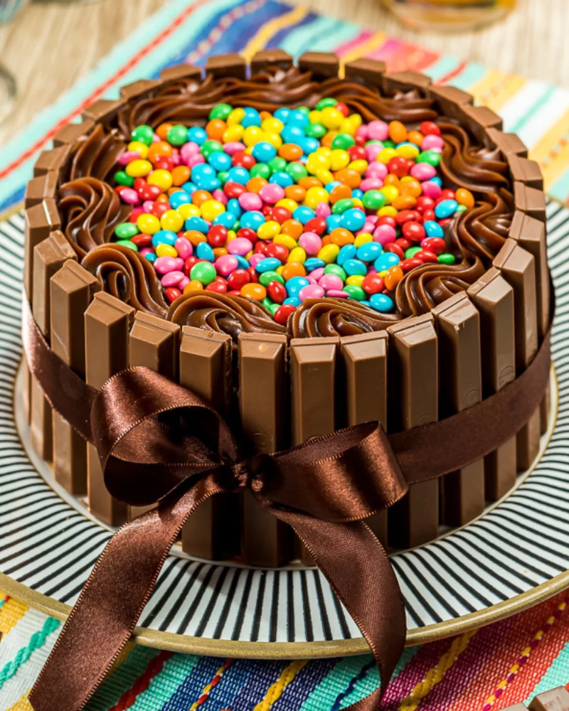 bolo kit kat quadrado